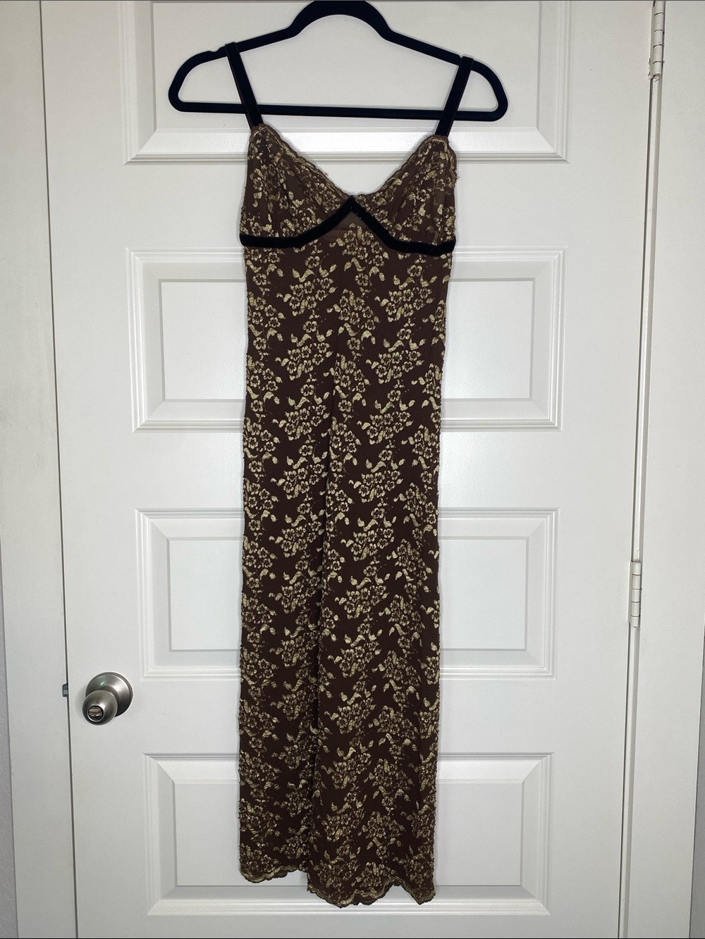 Y2K Floral Lace-Trim Chemise Slip in Brown and Cream